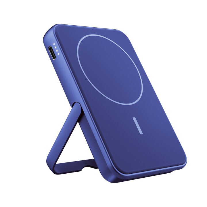 Carga tu iPhone de forma inalámbrica y sin esfuerzo con la Powerbank Magnética. Su diseño ultrafino se adhiere magnéticamente a tu iPhone (compatible con MagSafe), ofreciendo una carga segura y un soporte integrado para una visualización cómoda. ¡Perfecta para llevar a cualquier lugar e incluso apta para volar! Carga tu iPhone de forma inalámbrica y sin esfuerzo con la Powerbank Magnética. Su diseño ultrafino se adhiere magnéticamente a tu iPhone (compatible con MagSafe), ofreciendo una carga segura y un soporte integrado para una visualización cómoda. ¡Perfecta para llevar a cualquier lugar e incluso apta para volar!