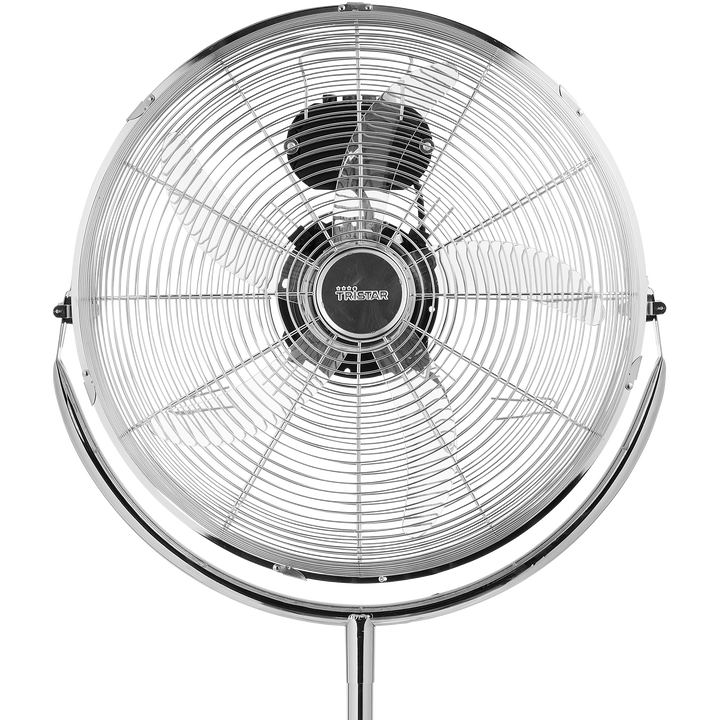 El potente ventilador de pie de alta velocidad Tristar enfr&iacute;a toda la habitaci&oacute;n gracias a su potente motor de 100 W y al cabezal de 45 cent&iacute;metros. Su exclusiva barra redonda permite girar el ventilador verticalmente 360 grados. Gracias a los tres ajustes de flujo de aire le ser&aacute; f&aacute;cil escoger entre una brisa refrescante o un fuerte viento.