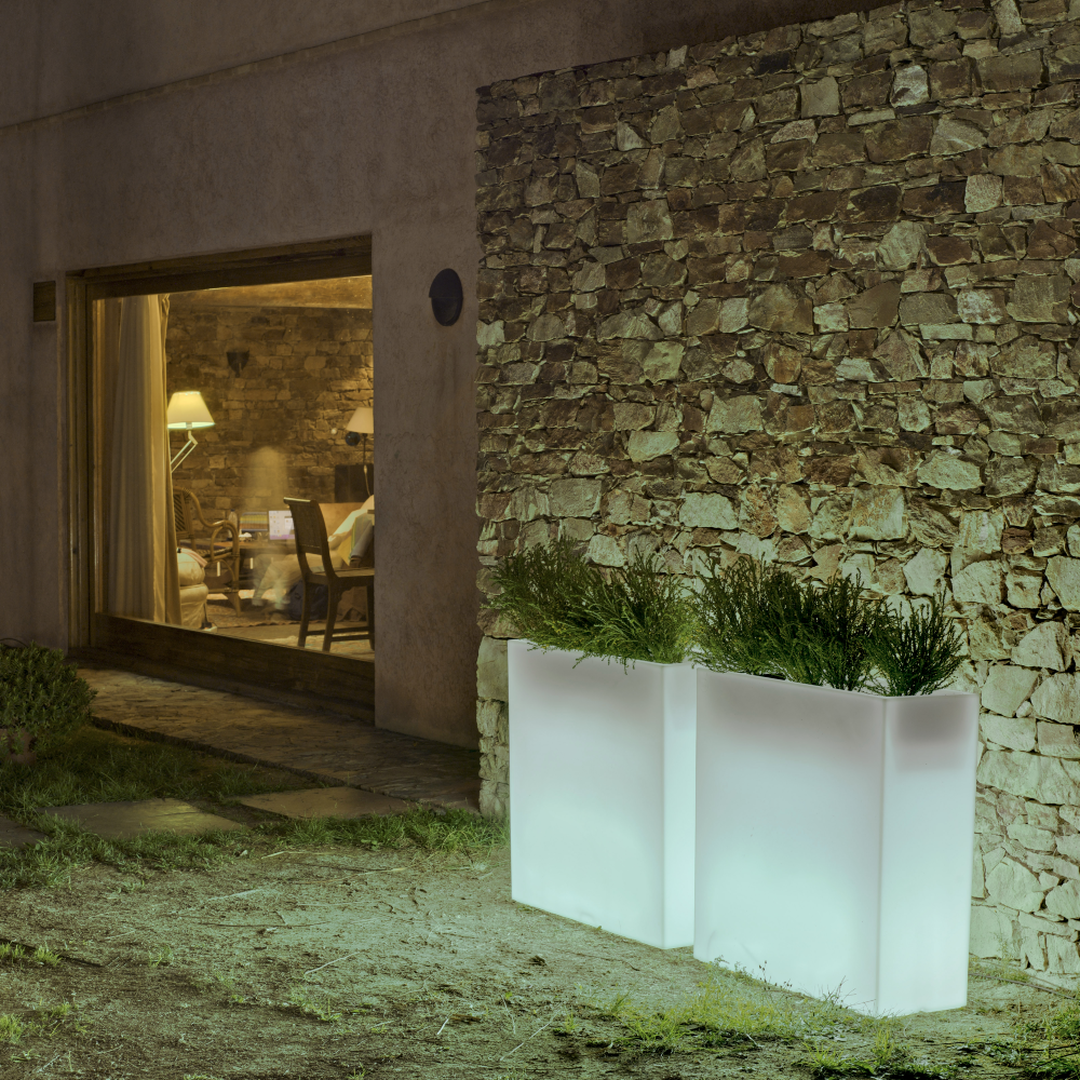 Jardinera Junco 80 Solar & Bater&iacute;a Luz RGBWW