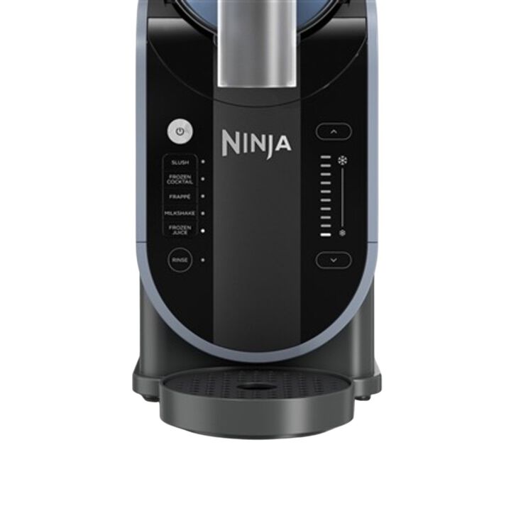 Adi&oacute;s licuadora, hola a la f&aacute;cil preparaci&oacute;n de bebidas heladas con la Ninja SLUSHi . Sin hielo, sin cuchillas afiladas, sin mezclar: solo verter, granizar y disfrutar.

Lleno de sabor

El l&iacute;quido se convierte en granizado, pero conserva todo su sabor con Ninja SLUSHi . Sin hielo adicional, por lo que no hay diluci&oacute;n, solo bebidas heladas con todo el sabor.