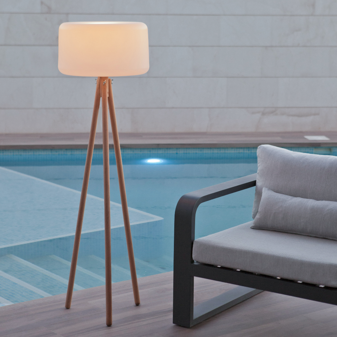 L&aacute;mpara pie Chloe 140 Solar & Bater&iacute;a Luz RGBWW