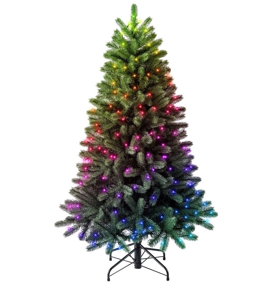 Ilumina tu Navidad como nunca con el Pre-Lit Tree Twinkly. Dise&ntilde;o f&aacute;cil de montar, realista y de alta calidad, disponible en varios tama&ntilde;os, todos con LEDs controlados por app que brillan con m&aacute;s de 16M de colores. 
El dise&ntilde;o premium, plug & play, con tecnolog&iacute;a patentada de mapping desbloquea animaciones personalizables infinitas. Tambi&eacute;n puedes crear las tuyas propias. Solo para interiores.