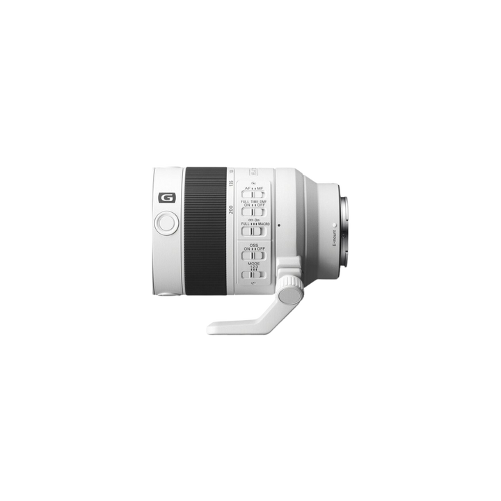 <p>Con nueve años de fabricación, Sony ha reestructurado su clásico teleobjetivo zoom con el FE 70-200mm f/4 Macro G OSS II, introduciendo mejoras de rendimiento en enfoque automático, estabilización, ampliación y nitidez, al tiempo que reduce tanto su longitud como su tamaño. Siendo un incondicional portátil y cotidiano para eventos, deportes y retratos, esta última iteración amplía sus capacidades en aplicaciones de video y macro.</p> <p>Con nueve años de fabricación, Sony ha reestructurado su clásico teleobjetivo zoom con el FE 70-200mm f/4 Macro G OSS II, introduciendo mejoras de rendimiento en enfoque automático, estabilización, ampliación y nitidez, al tiempo que reduce tanto su longitud como su tamaño. Siendo un incondicional portátil y cotidiano para eventos, deportes y retratos, esta última iteración amplía sus capacidades en aplicaciones de video y macro.</p>