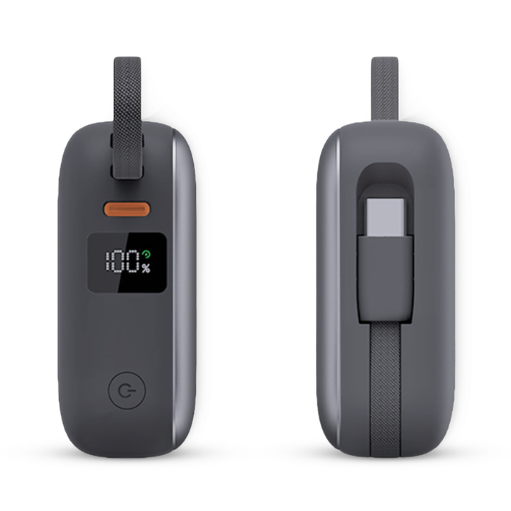 La power bank KSIX de 10.000 mAh es el accesorio perfecto para mantener tus dispositivos cargados en todo momento. Con una potencia de salida de hasta 22,5 W y tecnolog&iacute;a de carga r&aacute;pida Power Delivery, garantiza una carga eficiente para smartphones, tablets y otros dispositivos. Adem&aacute;s, incorpora cables USB-C y Lightning integrados, eliminando la necesidad de llevar cables adicionales.