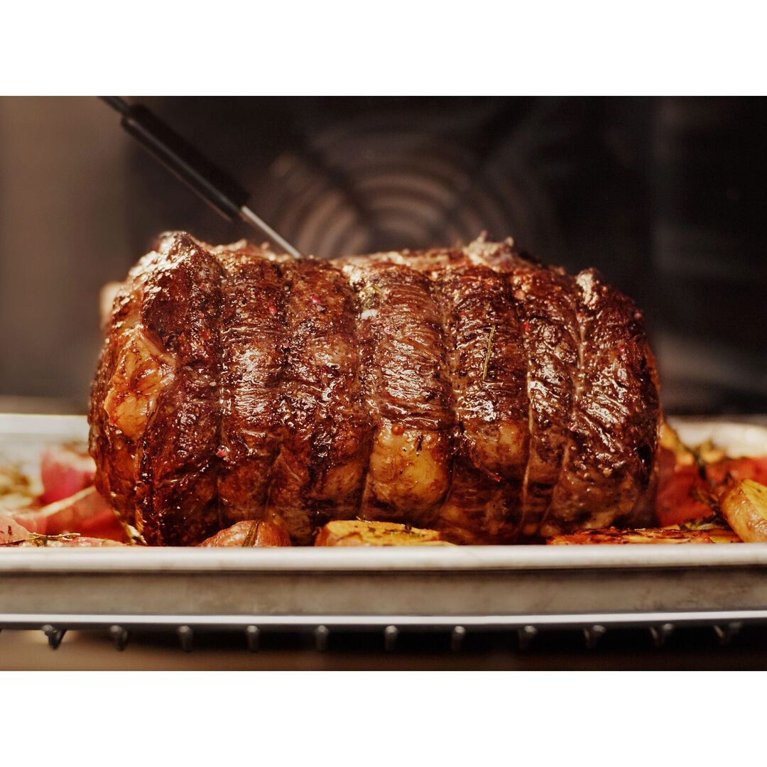 Horno pirol&iacute;tico de vapor Serie 6000 SenseCook con SteamCrisp y Display LED Explore con WiFi, de 72 litros, 9 funciones + 45 programas autom&aacute;ticos, sonda t&eacute;rmica