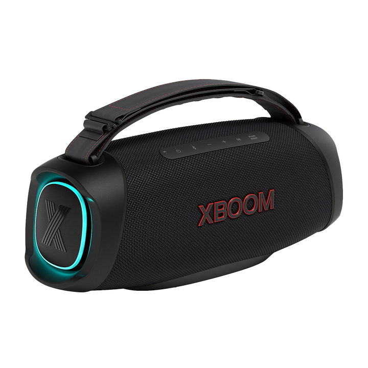 Altavoz port&aacute;til robusto IP67 con 15 h, 120 W, luz y refuerzo de graves.