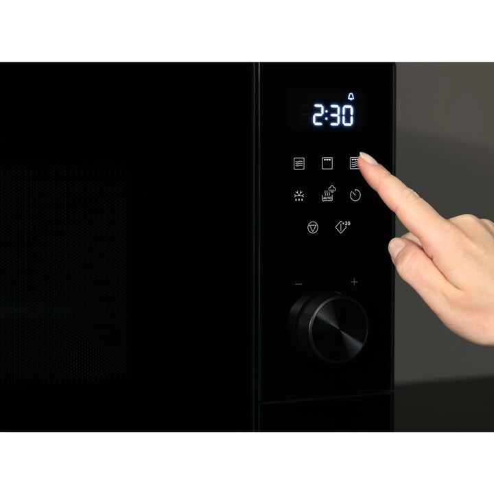 Microondas AEG MFB295DB de 900 W con funci&oacute;n microondas y grill