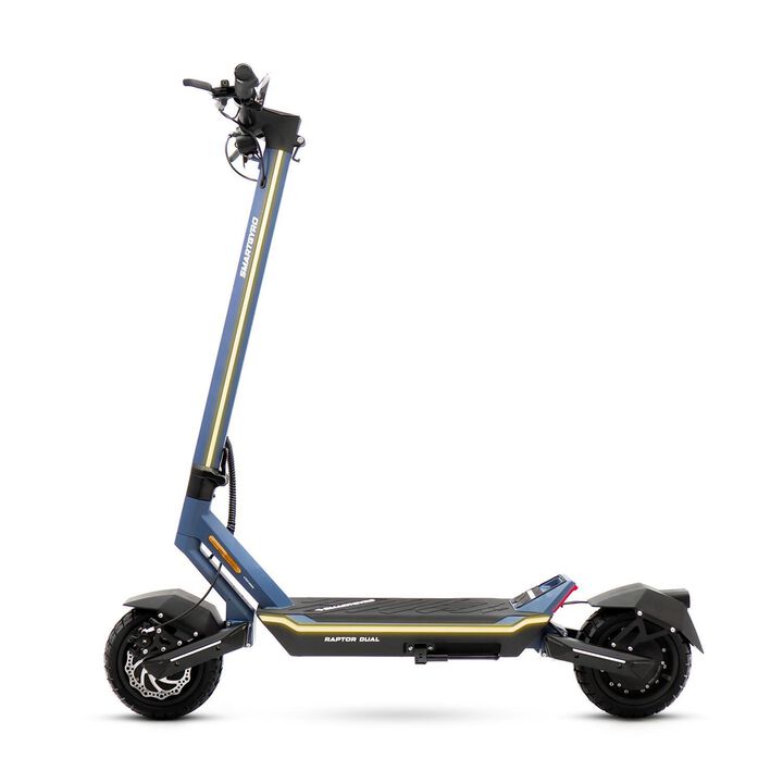 Patinete el&eacute;ctrico certificado con una potencia m&aacute;xima de 2800W doble motor 48V, bater&iacute;a de litio de 20.000 mAh con hasta 75 km de autonom&iacute;a, ruedas de 10" neum&aacute;ticas tubeless, frenos hidr&aacute;ulicos, suspensi&oacute;n delantera y trasera por elast&oacute;meros, triple frenada, intermitentes y APP compatible