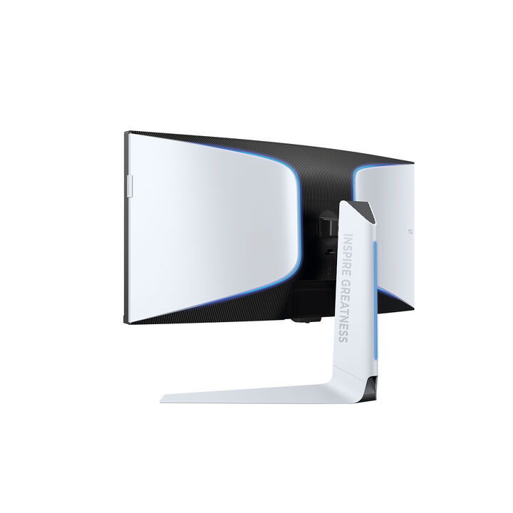 "&iexcl;Eleva tu experiencia gaming y de entretenimiento al siguiente nivel! El TCL 34R83Q combina un panel curvo R1500 de 34 pulgadas (86 cm) con tecnolog&iacute;a Mini LED y QLED panor&aacute;mico, ofreciendo colores vibrantes, negros profundos y un brillo impresionante de hasta 1400 nits en HDR.

Dise&ntilde;ado para gamers exigentes y profesionales del entretenimiento, su formato ultra wide 21:9 y resoluci&oacute;n 3440x1440 te sumergen en cada partida, pel&iacute;cula o proyecto creativo. Disfruta de una frecuencia de refresco de 170 Hz y un tiempo de respuesta de 1 ms, para que cada acci&oacute;n sea fluida y sin retrasos.

Caracter&iacute;sticas destacadas:

Tecnolog&iacute;a HDR10 y pico de brillo 900 nits est&aacute;ndar / 1400 nits boost

Gran &aacute;ngulo de visi&oacute;n con revestimiento antirreflejos y certificaci&oacute;n Low Blue Light T&uuml;v Rheinland

Modos de imagen optimizados: Est&aacute;ndar, Oficina, FPS, RPG, RCG, Pel&iacute;cula, Eye Saver, E-book

Control total y conveniencia: KVM, USB-C con DP 1.4 y PD 90W, USB-A y USB-B

Conectividad avanzada: HDMI 48G (FRL), DP 1.4, HDCP 2.2, salida de auriculares

Su elegante stand by LED naranja/blanco y dise&ntilde;o curvo no solo ofrecen estilo, sino tambi&eacute;n comodidad para largas sesiones de juego o trabajo.

Transforma tu escritorio con el TCL 34R83Q, el monitor pensado para quienes buscan rendimiento, calidad visual y versatilidad en cada p&iacute;xel."