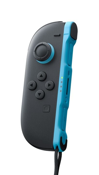 JOY-CON 2 (IZQUIERDO) - AZUL CLARO PARA NINTENDO SWITCH 2 VERSIÓN ESPAÑOLA
1 Joy-Con 2 izquierdo de color azul claro para la consola Nintendo Switch 2, actualizado para que sea mucho más fácil el control del movimiento, vibración HD 2 y con el nuevo botón C para acceder fácilmente a GameChat, además de usar el nuevo modo ratón en juegos compatibles.
El mando tiene acelerómetro, giroscopio, sensor del ratón, un tiempo de carga de aproximadamente 3,5 horas y una duración de la batería de aproximadamente de 20 horas.
Especificaciones:
Peso Aproximadamente 66 g
Tamaño Aproximadamente 116 mm × 14,4 mm × 30,7 mm
Batería interna Batería de ion de litio; capacidad de la batería: 500 mAh.
Conectividad Bluetooth
Botones 
Palanca izquierda (se puede pulsar)
Botones direccionales y L, ZL, SL, SR y −
Botón de captura
Botón de extracción
Botón SYNC JOY-CON 2 (IZQUIERDO) - AZUL CLARO PARA NINTENDO SWITCH 2 VERSIÓN ESPAÑOLA
1 Joy-Con 2 izquierdo de color azul claro para la consola Nintendo Switch 2, actualizado para que sea mucho más fácil el control del movimiento, vibración HD 2 y con el nuevo botón C para acceder fácilmente a GameChat, además de usar el nuevo modo ratón en juegos compatibles.
El mando tiene acelerómetro, giroscopio, sensor del ratón, un tiempo de carga de aproximadamente 3,5 horas y una duración de la batería de aproximadamente de 20 horas.
Especificaciones:
Peso Aproximadamente 66 g
Tamaño Aproximadamente 116 mm × 14,4 mm × 30,7 mm
Batería interna Batería de ion de litio; capacidad de la batería: 500 mAh.
Conectividad Bluetooth
Botones 
Palanca izquierda (se puede pulsar)
Botones direccionales y L, ZL, SL, SR y −
Botón de captura
Botón de extracción
Botón SYNC