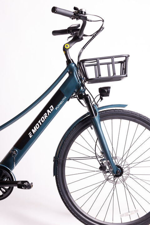 Plymouth es tu bicicleta el&eacute;ctrica de confianza que te encantar&aacute; con velocidad, agilidad y comodidad. El cuadro elegante pero pr&aacute;ctico la convierte en una bicicleta el&eacute;ctrica adecuada para los desplazamientos por la ciudad. Viaja por la ciudad en un d&iacute;a soleado o toma las carreteras costeras para dar un paseo refrescante.