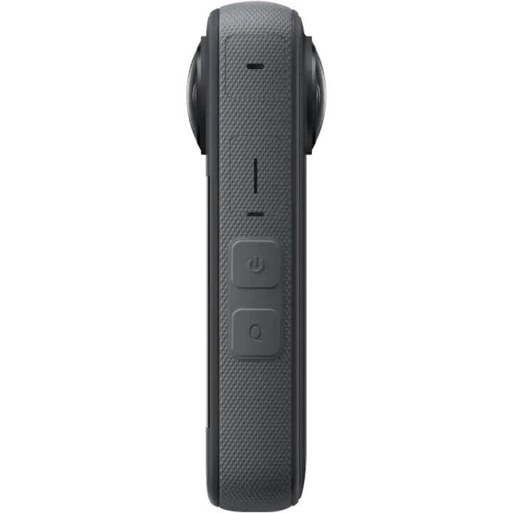 La Insta360 X3 es una cámara 360° diseñada para capturar contenido inmersivo y de alta resolución, con funciones que facilitan la edición y el uso tanto para principiantes como para creadores experimentados.
