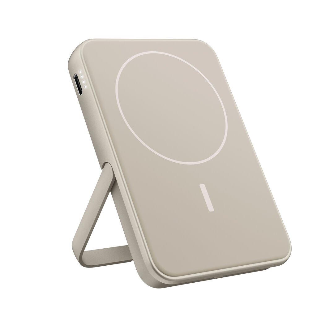 Carga tu iPhone de forma inal&aacute;mbrica y sin esfuerzo con la Powerbank Magn&eacute;tica. Su dise&ntilde;o ultrafino se adhiere magn&eacute;ticamente a tu iPhone (compatible con MagSafe), ofreciendo una carga segura y un soporte integrado para una visualizaci&oacute;n c&oacute;moda. &iexcl;Perfecta para llevar a cualquier lugar e incluso apta para volar!