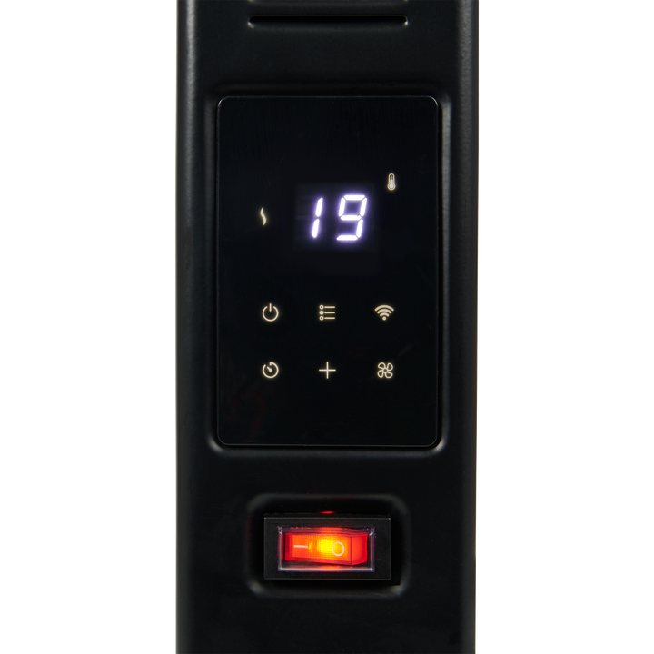 El Princess 348320 Smart Convector Heater es una solución de calefacción versátil y eficiente que brinda calidez y comodidad a tu hogar. Con sus tres ajustes de calor, termostato ajustable, pantalla LED y función turbo, este calentador está diseñado para ofrecerte opciones de calefacción personalizables y calentamiento rápido de la habitación. Ya sea que necesites un calor suave para quitar el frío del aire o una ráfaga potente para calentar la habitación en poco tiempo, este convector tiene todo lo que necesitas. Experimenta la conveniencia y eficiencia de este dispositivo de calefacción inteligente que se integra fácilmente en cualquier espacio de vida.