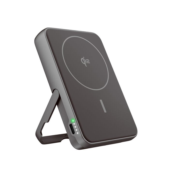 La Fresh n Rebel Magnetic Wireless Powerbank de 10.000 mAh es una bater&iacute;a externa compacta y ligera con carga inal&aacute;mbrica magn&eacute;tica de hasta 15W. Compatible con MagSafe y Qi2, permite cargar el m&oacute;vil sin cables y ofrece carga r&aacute;pida por USB-C de hasta 20W, ideal para llevar energ&iacute;a extra a cualquier parte.