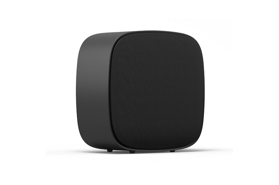 Subwoofer inal&aacute;mbrico LG Sound Suite W7 con woofer Peerless de 8&rdquo;, graves profundos hasta 25.9 Hz y dise&ntilde;o flexible vertical u horizontal. Compatible con el ecosistema Sound Suite y preparado para Dolby Atmos FlexConnect.