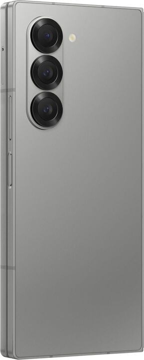 <h2>Samsung Galaxy Z Fold6 256 GB Gris Reacondicionado &ndash; Estado Premium A+</h2>

<p>El <strong>Samsung Galaxy Z Fold6 de 256 GB Gris Reacondicionado en Estado Premium A+</strong> representa la m&aacute;xima expresi&oacute;n de la productividad m&oacute;vil y el dise&ntilde;o plegable de gran formato, combinando una pantalla principal inmersiva, el potente rendimiento del chip Snapdragon y un avanzado ecosistema multitarea a un precio competitivo. Este dispositivo ha sido sometido a un riguroso proceso de inspecci&oacute;n, pruebas t&eacute;cnicas y limpieza para garantizar un perfecto funcionamiento operativo del dispositivo (incluyendo el mecanismo de bisagra, el pliegue de la pantalla interior y la compatibilidad con S Pen).</p>

<p>✨ <strong>Grado Est&eacute;tico Premium (A+):</strong> Dispositivos con muy poco uso y mantenidos en las mejores condiciones, pr&aacute;cticamente como nuevos o con m&iacute;nimos desperfectos muy poco visibles a simple vista en pantalla, carcasa lateral y trasera, c&aacute;maras o botones.</p>

<ul>
  <li>⚙️ <strong>Revisi&oacute;n por expertos</strong> en + de 80 puntos</li>
  <li>🛡️ Reacondicionados con <strong>componentes originales</strong></li>
  <li>🔋 Al menos un <strong>85% de la capacidad de su bater&iacute;a</strong></li>
  <li>📆 <strong>30 d&iacute;as</strong> de prueba</li>
  <li>💳 Pago en 24 meses, sin intereses</li>
  <li>✅ Garant&iacute;a del proveedor de 36 meses
    <br><em>*Nota sobre la resistencia al agua: Al ser un producto reacondicionado, no se garantiza la estanqueidad ni la resistencia al agua originales.</em></li>
</ul>

<h3>&iquest;Qu&eacute; incluye el paquete?</h3>
<p>Para reducir el impacto ambiental, el producto se presenta en un embalaje sostenible y optimizado:</p>
<ul>
  <li>1x Samsung Galaxy Z Fold6 256 GB (Color: Gris)</li>
  <li>1x Cable de carga compatible</li>
  <li>1x Herramienta de extracci&oacute;n de tarjeta SIM</li>
  <li><em>Nota: El producto se env&iacute;a en una caja de cart&oacute;n gen&eacute;rica. No se incluyen auriculares, adaptador de corriente de pared ni tarjeta SIM.</em></li>
</ul>