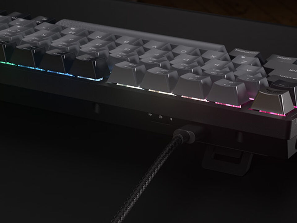 Teclado Mecánico para Juegos Intercambiable en Caliente - Interruptores Lineales Rojos CORSAIR MLX Prelubricados - Insonorización - Teclados PBT - QWERTY ES - Negro