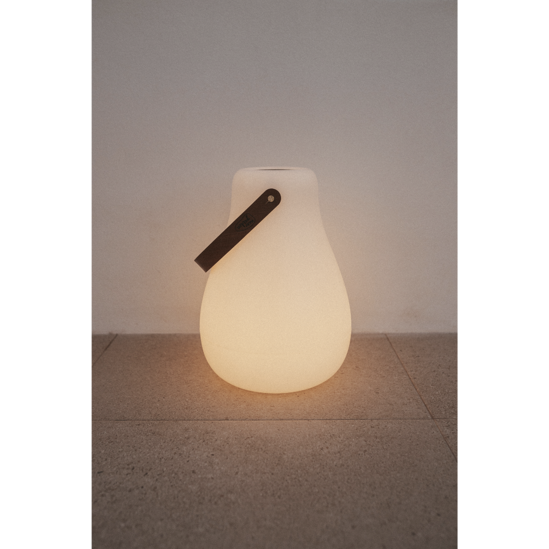 L&aacute;mpara altavoz Kurby 38 PLAY Luz RGB + Fr&iacute;a